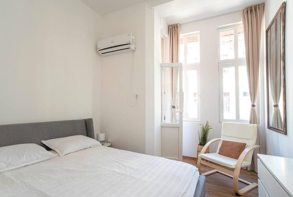 Supreme Luxury Top Central 1 Bedroom Apartment Sofia Buitenkant foto